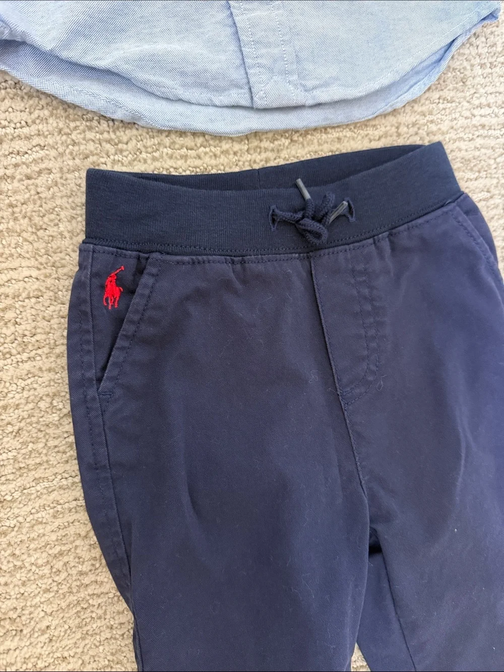 9 M Ralph Lauren Light Blue Button-Front Shirt with Navy Pants Set